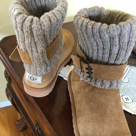 ثلاثي الملكية قارن purl strap ugg boots 